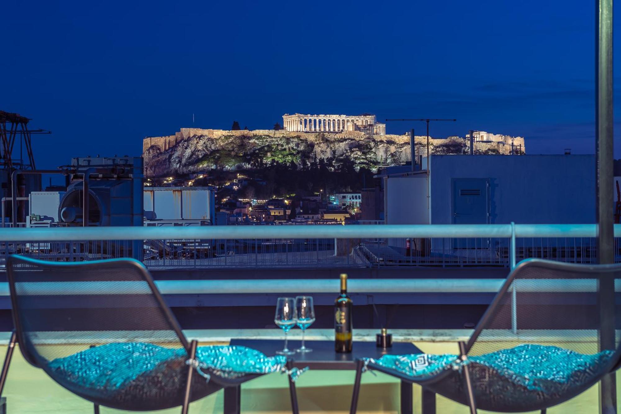 Acropolis View Mini Sky Suite & Hot Tub Atene Esterno foto