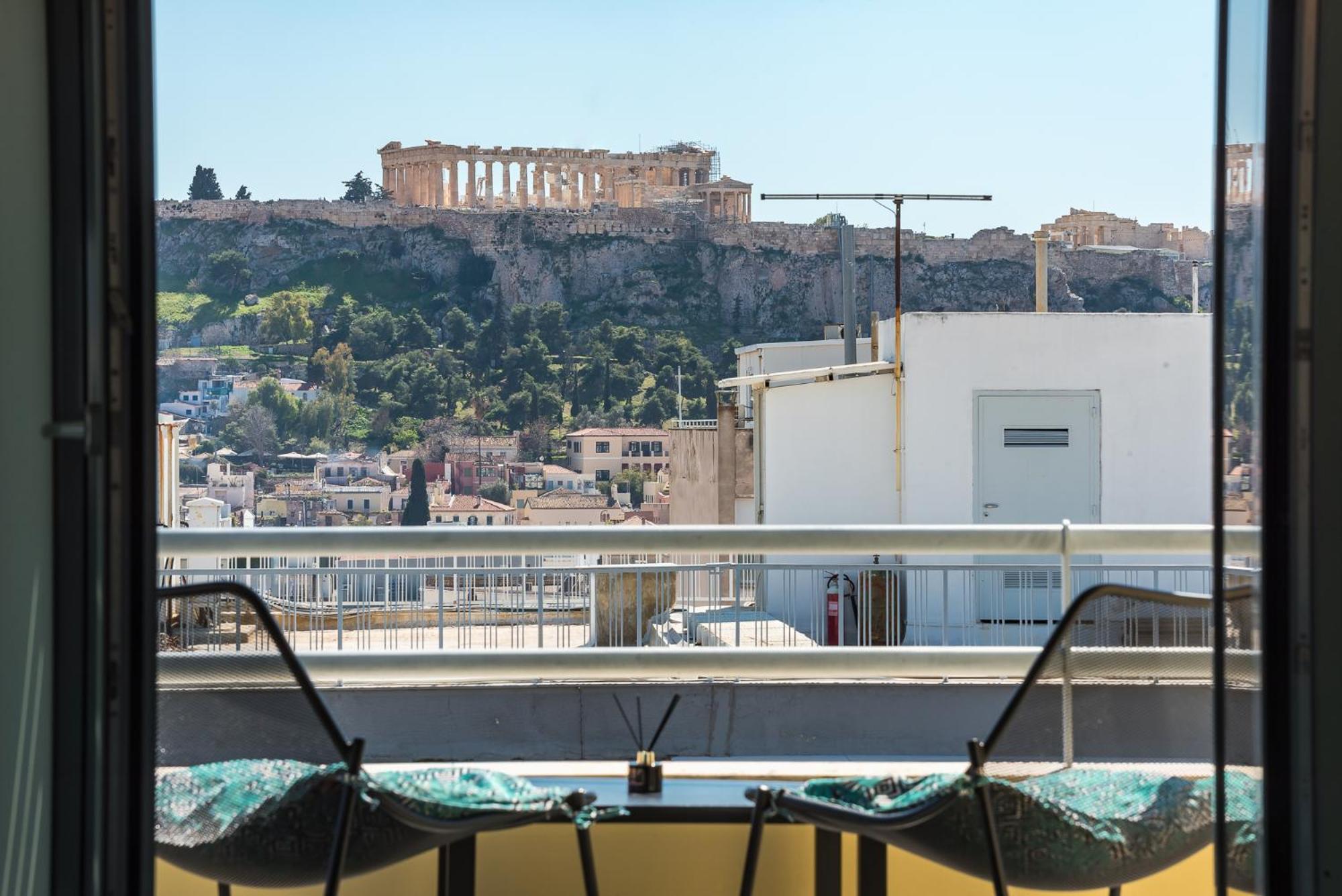 Acropolis View Mini Sky Suite & Hot Tub Atene Esterno foto