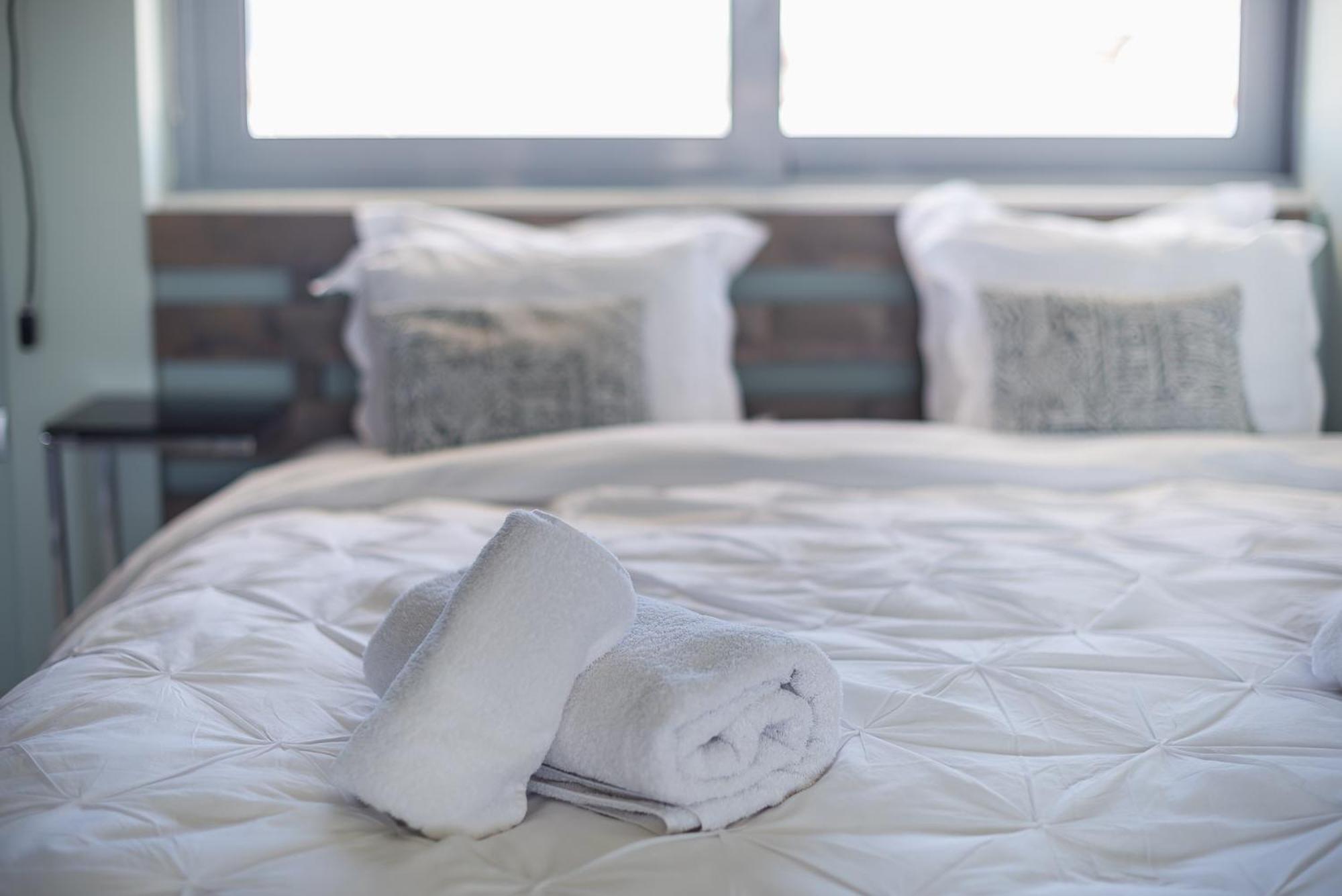 Acropolis View Mini Sky Suite & Hot Tub Atene Esterno foto