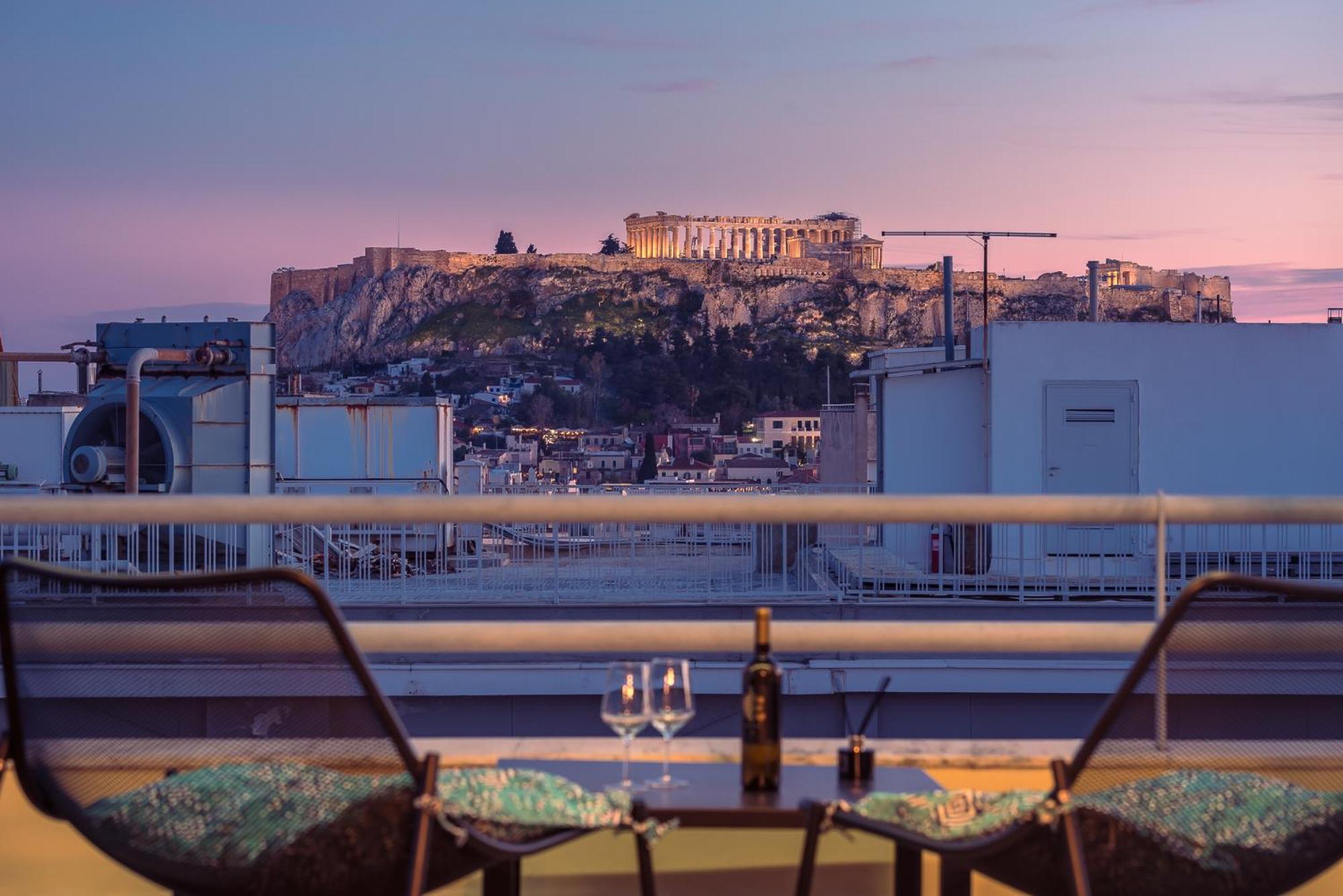 Acropolis View Mini Sky Suite & Hot Tub Atene Esterno foto
