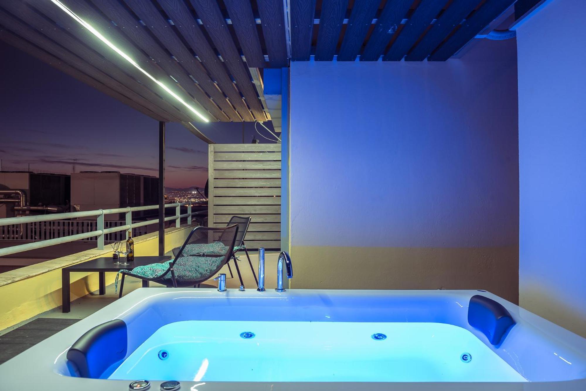 Acropolis View Mini Sky Suite & Hot Tub Atene Esterno foto